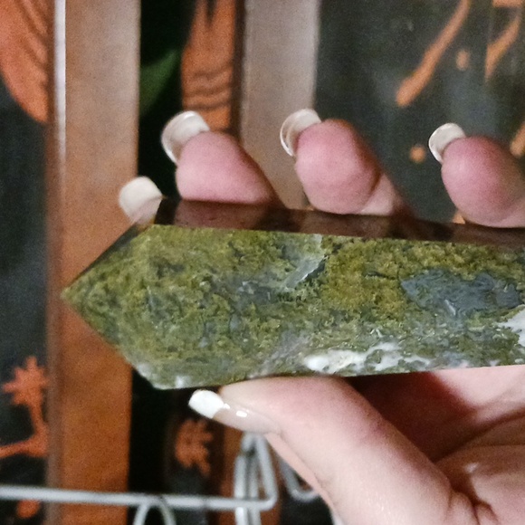 Moss Agate Wand - Picture 6 of 6
